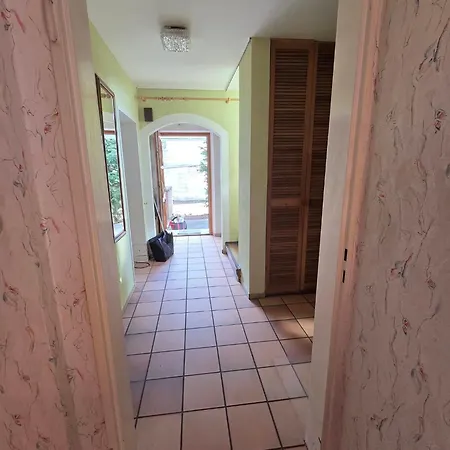 Ragnar Haus Πανσιόν *